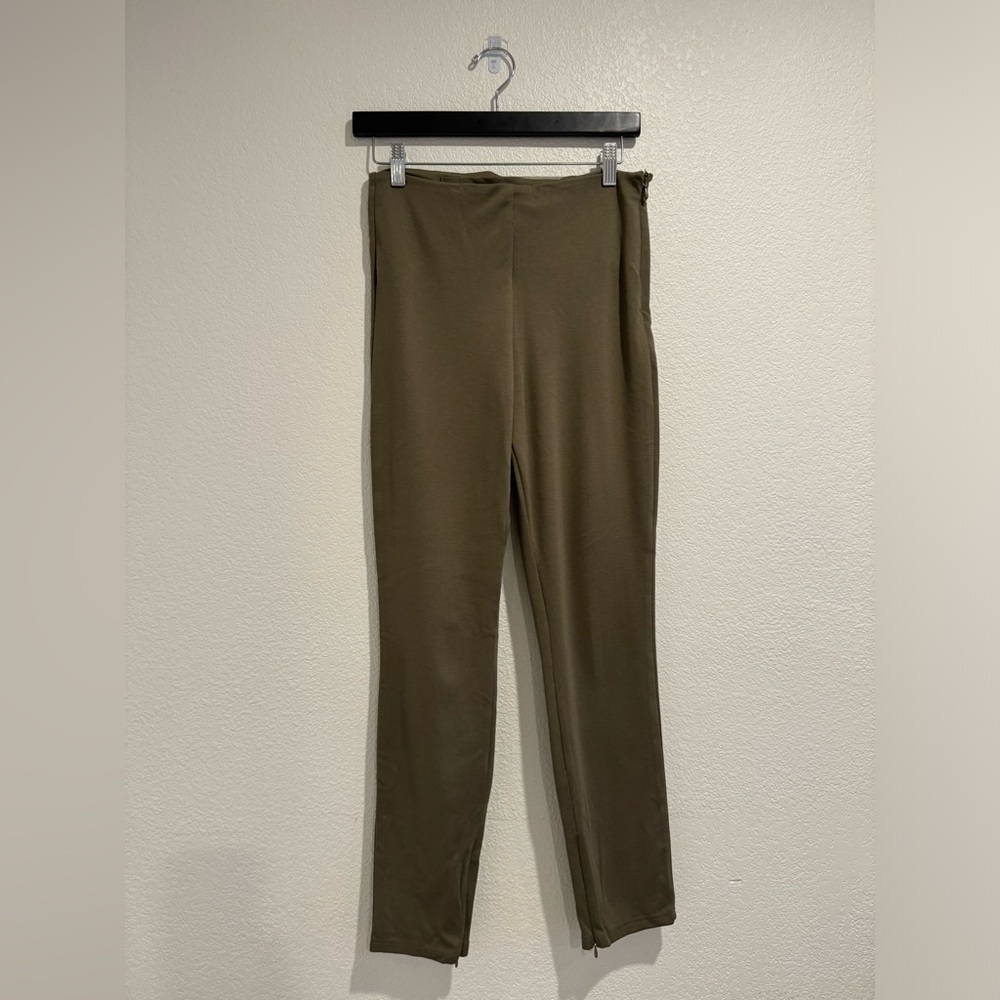 Fabletics - Leggings - Olive Green - Size S